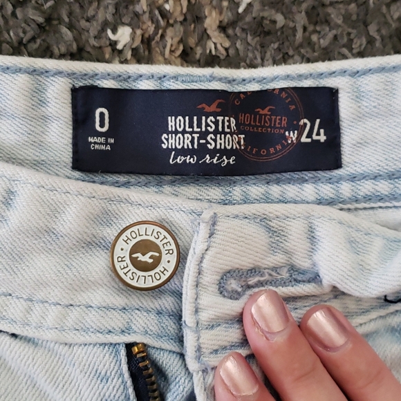 Size 0 shorts - Picture 2 of 3